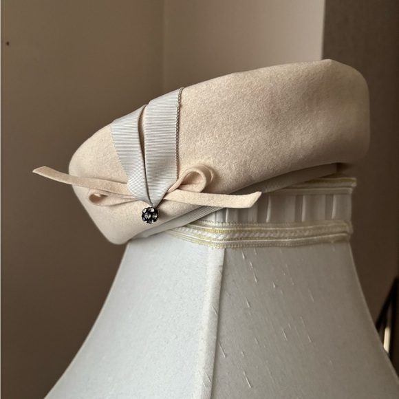 Vintage Ladies Wool Dress Hat - Picture 6 of 6